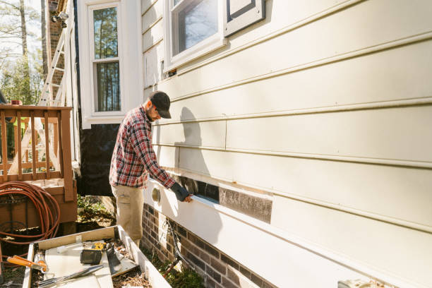 Top rated local Storm Damage Siding Repair specialists in Staunton, IL